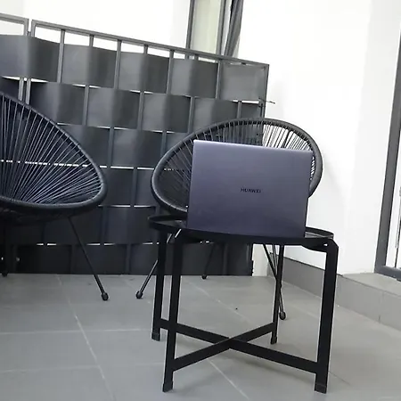 Esperion 7 Days Apartment Warsaw